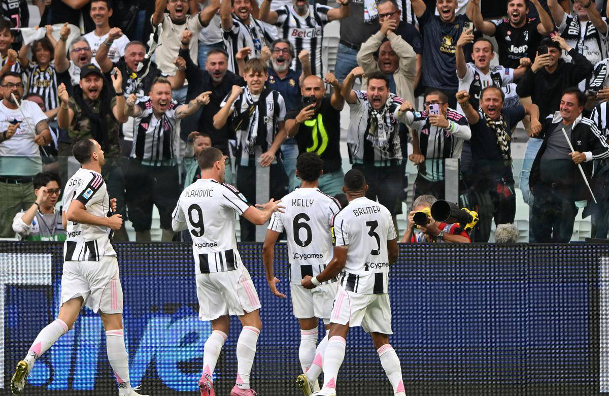 梅里诺玩二选一：佩德里＞维蒂尼亚、厄德高、罗德里（梅里诺更看好佩德里，力压维蒂尼亚、厄德高与罗德里）